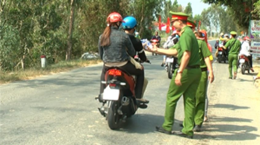 Tân Hồng, Châu Thành tổ chức điểm dừng chân phục vụ người đi đường