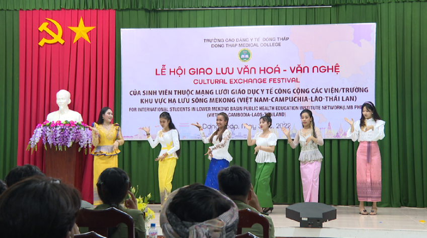 Sinh viên Việt Nam, Lào, Thái Lan, Campuchia giao lưu văn hóa, văn nghệ