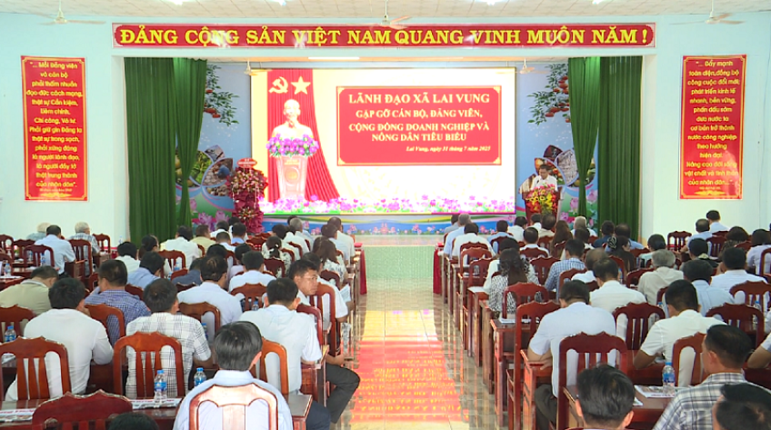 Xã Lai Vung gặp gỡ cán bộ, đảng viên cộng đồng doanh nghiệp và nông dân tiêu biểu