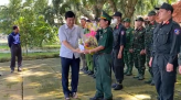Khai giảng năm học mới, học sinh Đồng Tháp chính thức bước vào năm học mới