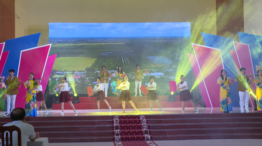 Khai mạc Hội thi Văn nghệ học sinh đất sen hồng lần thứ 2