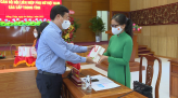 Trao 300 xe đạp cho học sinh nghèo hiếu học