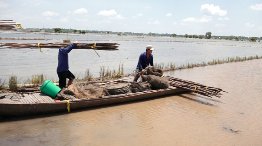 Nước tràn đồng, người dân Hồng Ngự chuẩn bị mưu sinh mùa nước nổi
