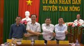 Người dân sống gần bãi rác cần nước sạch sử dụng