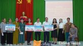 Kỹ sư trẻ về quê làm nông nghiệp công nghệ cao