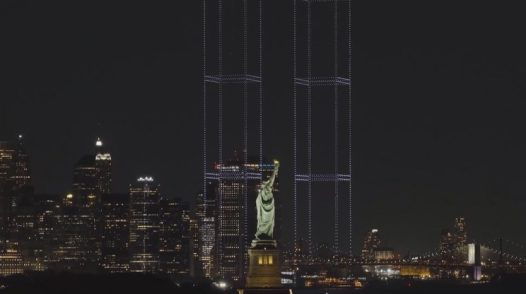 Thắp sáng bầu trời New York tưởng niệm sự kiện 11/9