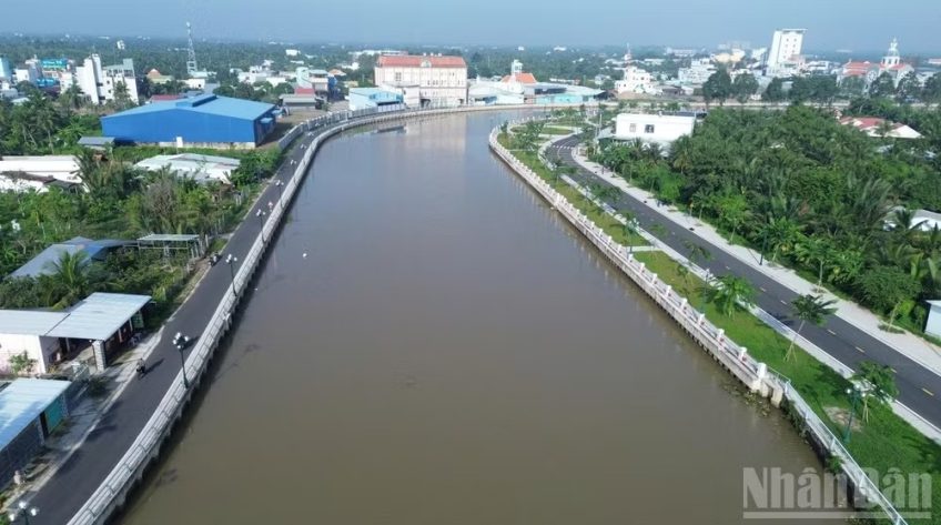 Diện mạo mới bên bờ kênh Bảo Định