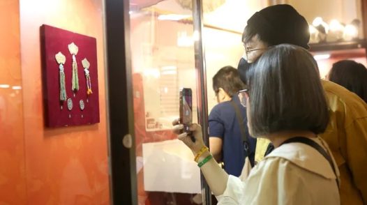 Thêm một ngày nghỉ, phụ nữ thêm cơ hội định vị vai trò