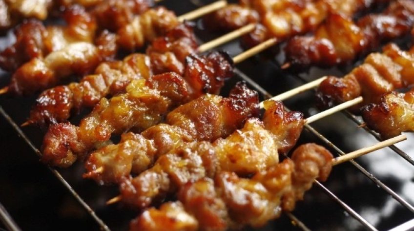 Bác sĩ cảnh báo hít khói thịt nướng gây hại gan, thận, tim