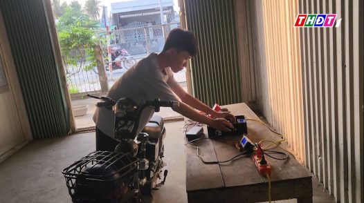 Ổ cắm sạc thông minh -  Giải pháp an toàn từ ý tưởng học sinh