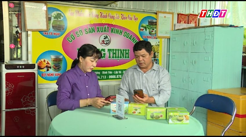 Đôi vợ chồng khởi nghiệp từ cây dược liệu