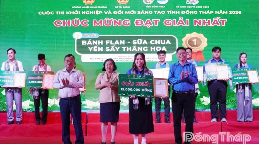Dự án Bánh Flan - Sữa Chua Yến sấy thăng hoa đoạt giải Nhất