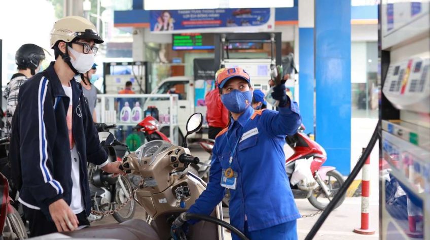 Giá xăng dầu đồng loạt tăng từ 15h00 chiều nay, loại cao nhất 20.150 đồng/lít