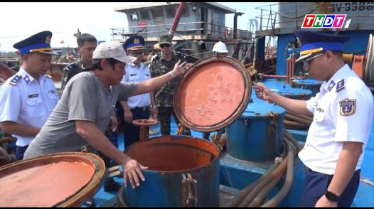 Bắt giữ tàu chở 230.000 lít dầu do trái phép