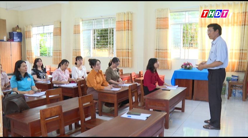Thầy Nguyễn Thanh Phụng - Bí thư chi bộ tiêu biểu