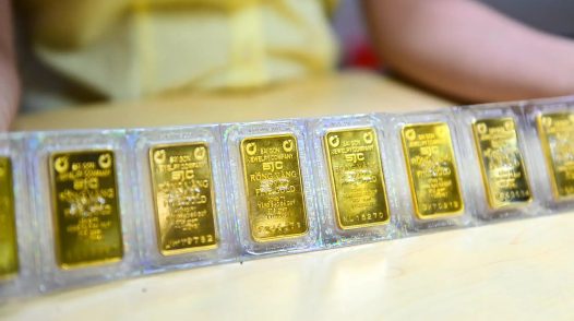 Giá vàng thế giới thấp nhất gần một tháng