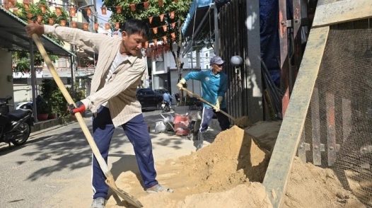 Giá vật liệu xây dựng 'nhảy múa' và liên tục tăng mạnh