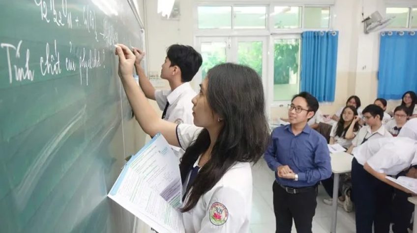 Tuyển sinh lớp 10: Đảm bảo công bằng và phân hóa học sinh