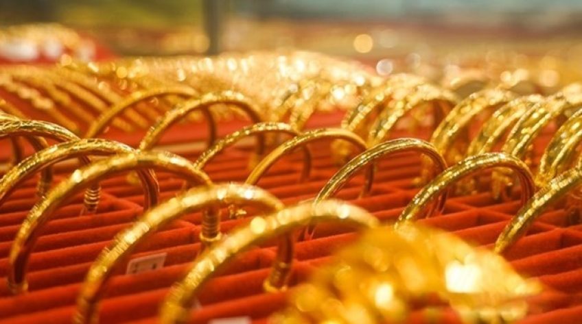 Giá vàng hôm nay (trưa 25-7): Giá vàng tăng mạnh trở lại