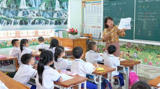 Nhà giáo được hưởng phụ cấp ưu đãi theo nghề từ 20-80%
