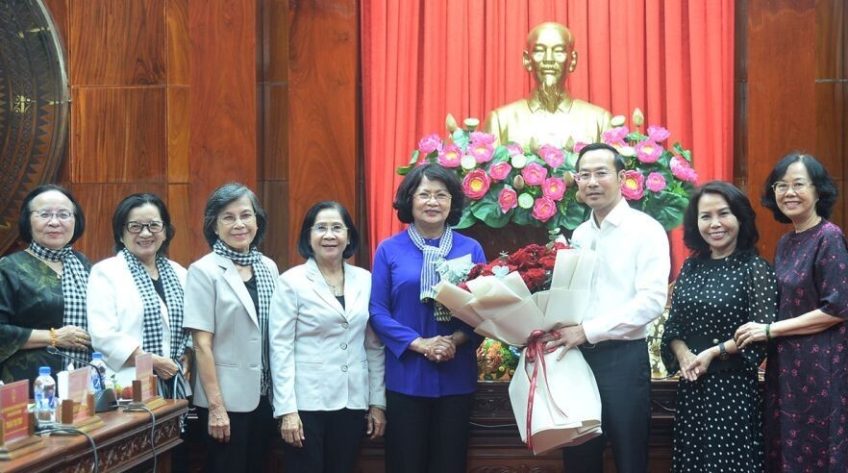 Đoàn công tác nguyên Phó Chủ tịch nước Đặng Thị Ngọc Thịnh thăm và làm việc tại Đồng Tháp