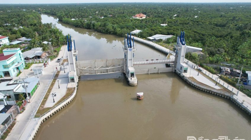 Bế mạc Kỳ họp thứ 5 - HĐND tỉnh khóa XI: Thông qua 24 nghị quyết trên các lĩnh vực