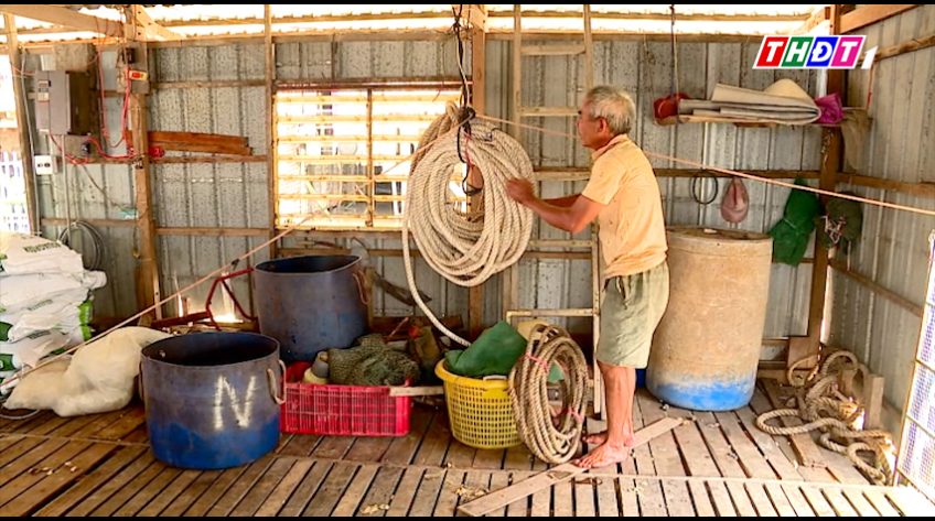 Chủ động bảo vệ bè cá trong mùa nước nổi