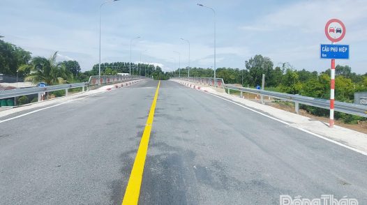 Đồng Tháp: Bàn giao đưa vào sử dụng cầu Phú Hiệp và cầu Cà Dâm