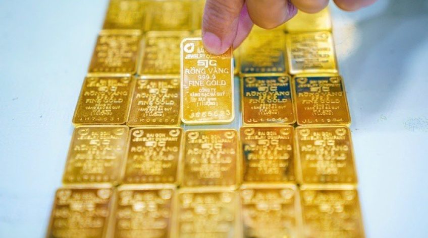 Giá vàng hôm nay (trưa 24-8): Đồng loạt tăng