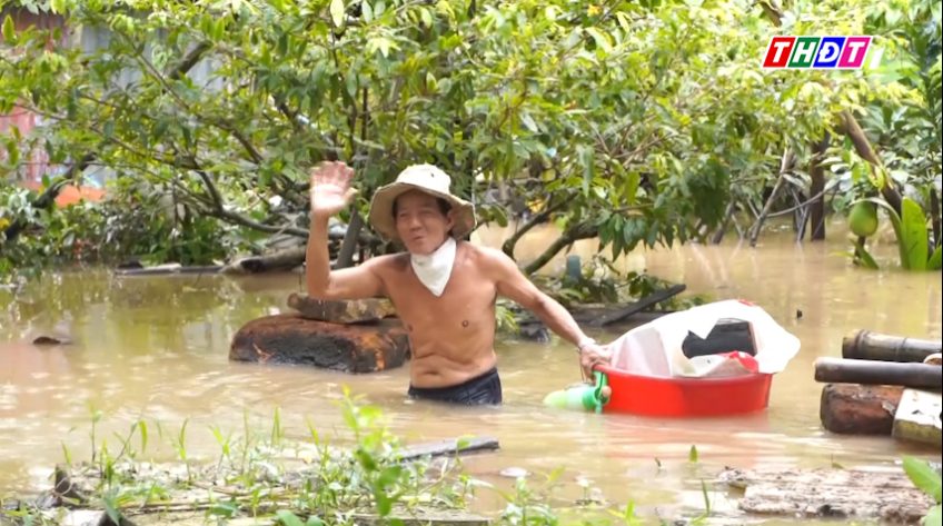 Triều cường gây vỡ đê, nhấn chìm khu du lịch ở Cần Thơ