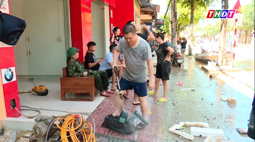 Thái Nguyên tan hoang sau mưa lũ