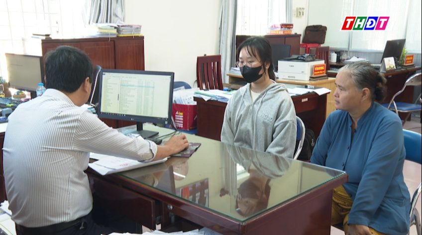 Vốn chính sách tiếp sức đến trường