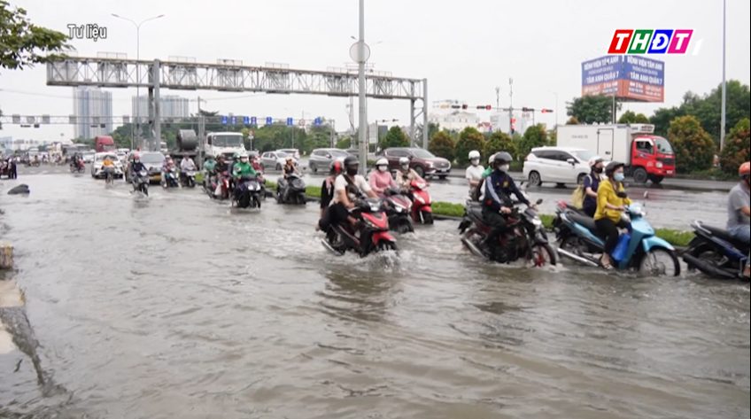 Triều cường xuất hiện ở cả Bắc Bộ và Nam Bộ