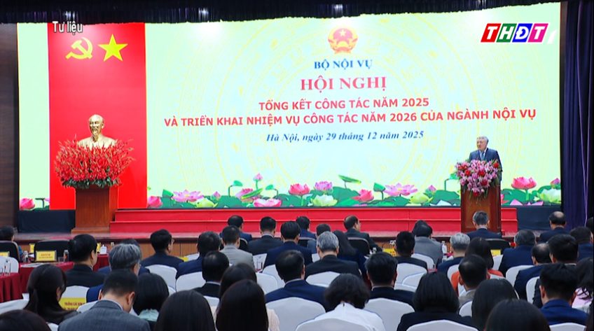 Lao động trên 40 tuổi bị cắt giảm việc nhiều nhất năm 2025