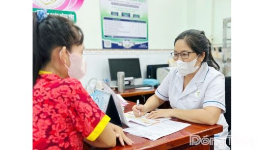 NUÔI CON BẰNG SỮA MẸ: Chìa khóa vàng giúp trẻ phát triển toàn diện