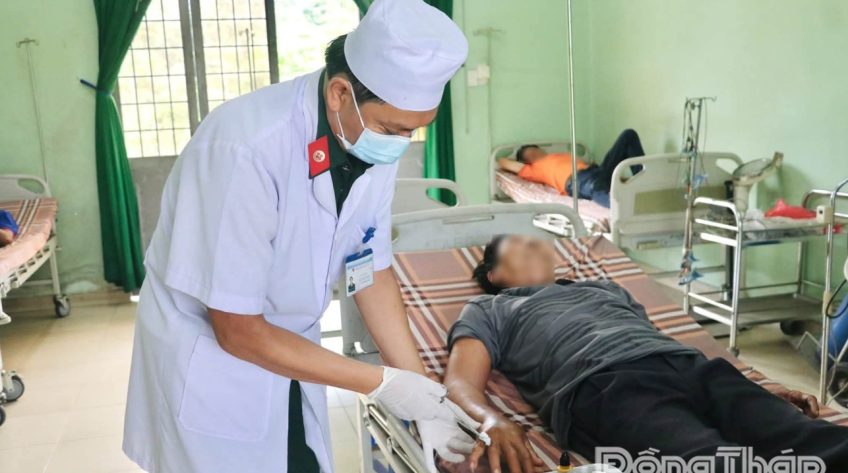 Cảnh báo nguy cơ rắn độc cắn tăng cao trong mùa mưa