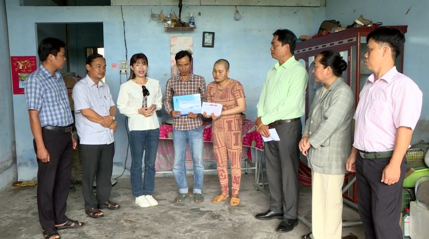 Nhịp cầu nhân ái - 19/8/2025: Giúp đỡ hoàn cảnh chị Bùi Thị Quỳnh Anh
