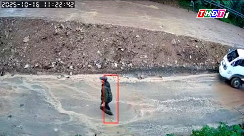 Bắt đối tượng vận chuyển trái phép 18.000 viên ma túy tổng hợp