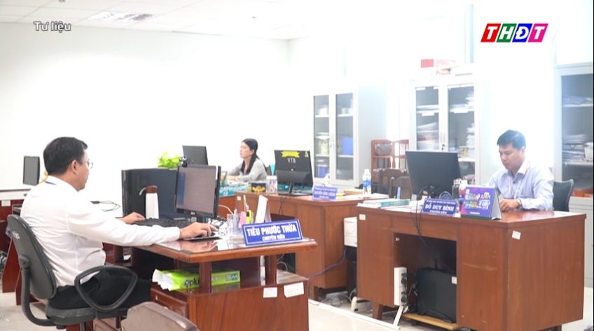 Bộ Nội vụ đề xuất quy định giờ làm, nghỉ ngơi và lương làm thêm