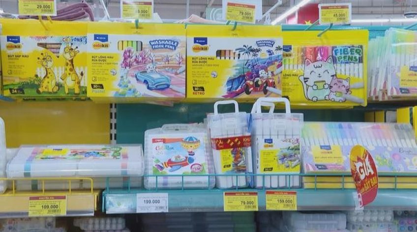 Thị trường đồ dùng học tập sôi động: Hàng Việt 