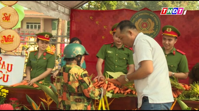 Xuân yêu thương - Tết nghĩa tình