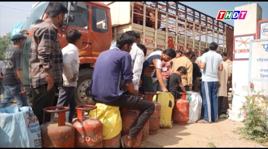 Công nhân Ấn Độ vật lộn với cuộc khủng hoảng năng lượng