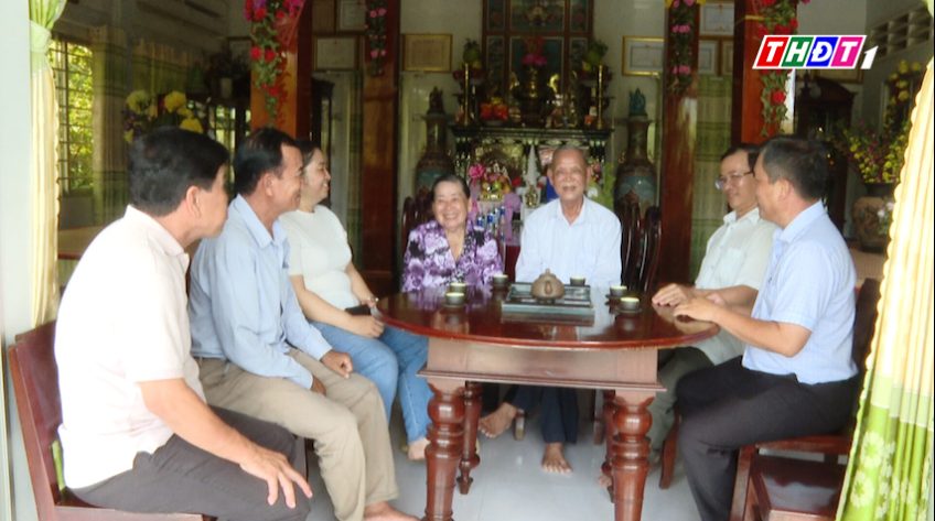 Đảng viên lão thành nêu gương sáng từ cơ sở