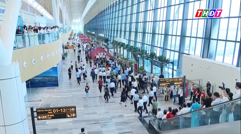 TP.HCM  đo thân nhiệt khách nhập cảnh để phòng vi rút NIPAH