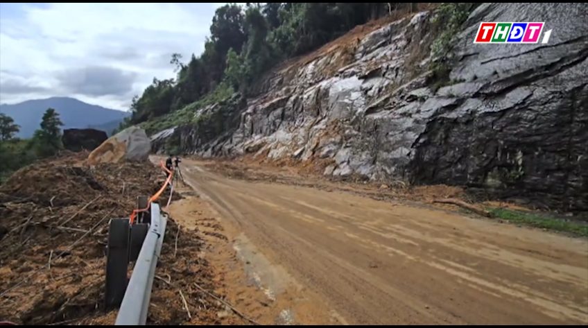 Chưa thể thông tuyến đèo Khánh Lê trên quốc lộ 27C