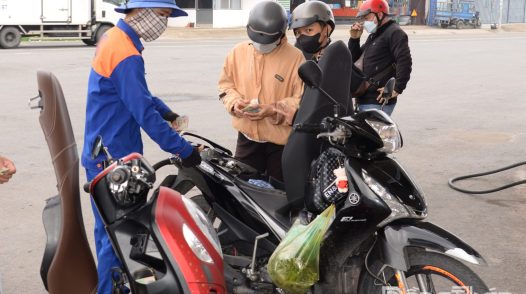 Chiết khấu thấp, doanh nghiệp xăng, dầu khó khăn
