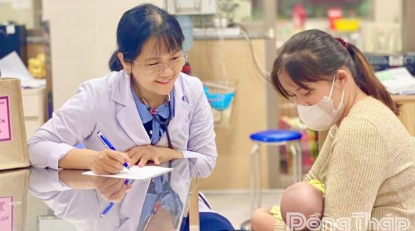 Nuôi con bằng sữa mẹ - hành trình của yêu thương và trách nhiệm