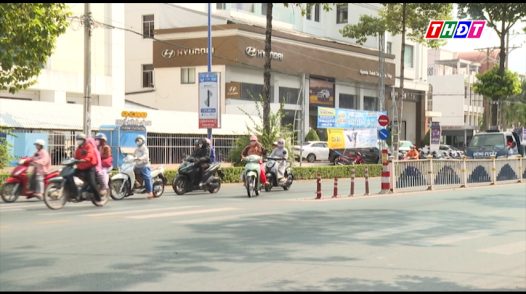 Khi xe máy chuyển hướng vào vùng 