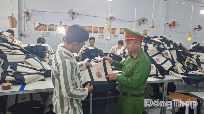 Những 