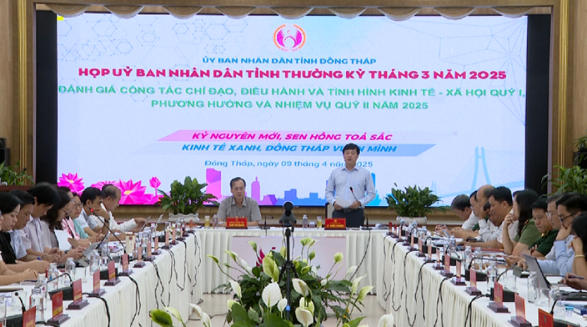 UBND tỉnh Đồng Tháp họp thường kỳ tháng 3